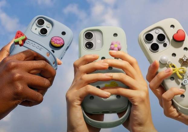 Crocsice više nisu samo obuća, sada su i maskice za mobitele