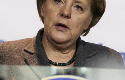 Merkel: Očekujem od Grčke da poštuje što je dogovorila s EU
