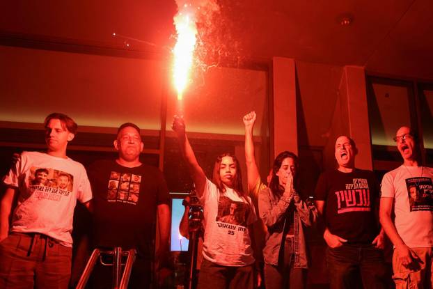 Reactions after Trump announced that Israel and Hamas agreed on the first phase of a Gaza ceasefire, in Tel Aviv