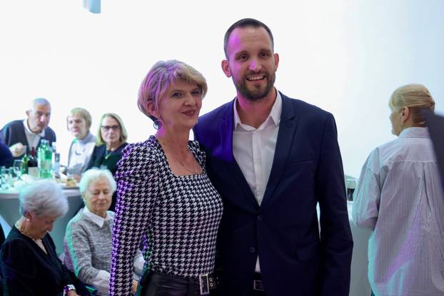 U Zadru održan Bal umirovljenika, zaplesao i ministar Šime Erlić