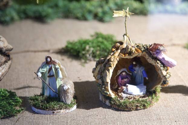 24sata Zagreb: Otvorenje izložbe jaslica Peggy Malbase