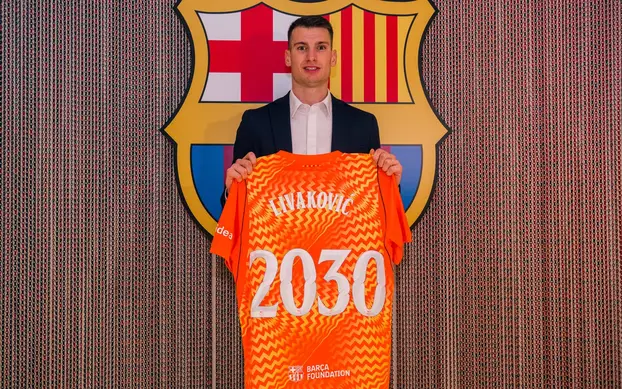 NOVI KATALONAC Livaković grlio oduševljenog predsjednika Barcelone. Pogledajte fotke!