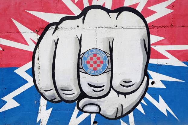 Split: Torcidini grafiti posve?eni Hajduku