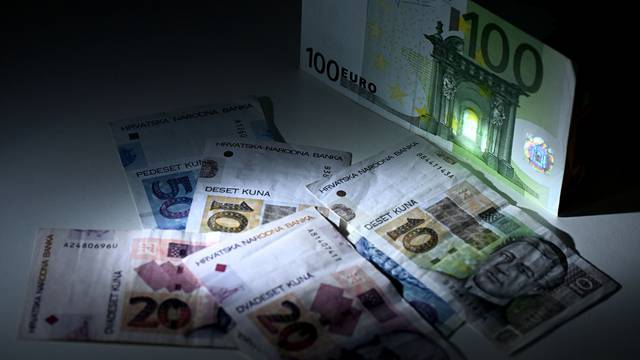 Danas je posljednji dan u Hrvatskoj kada se može plaćati kunama