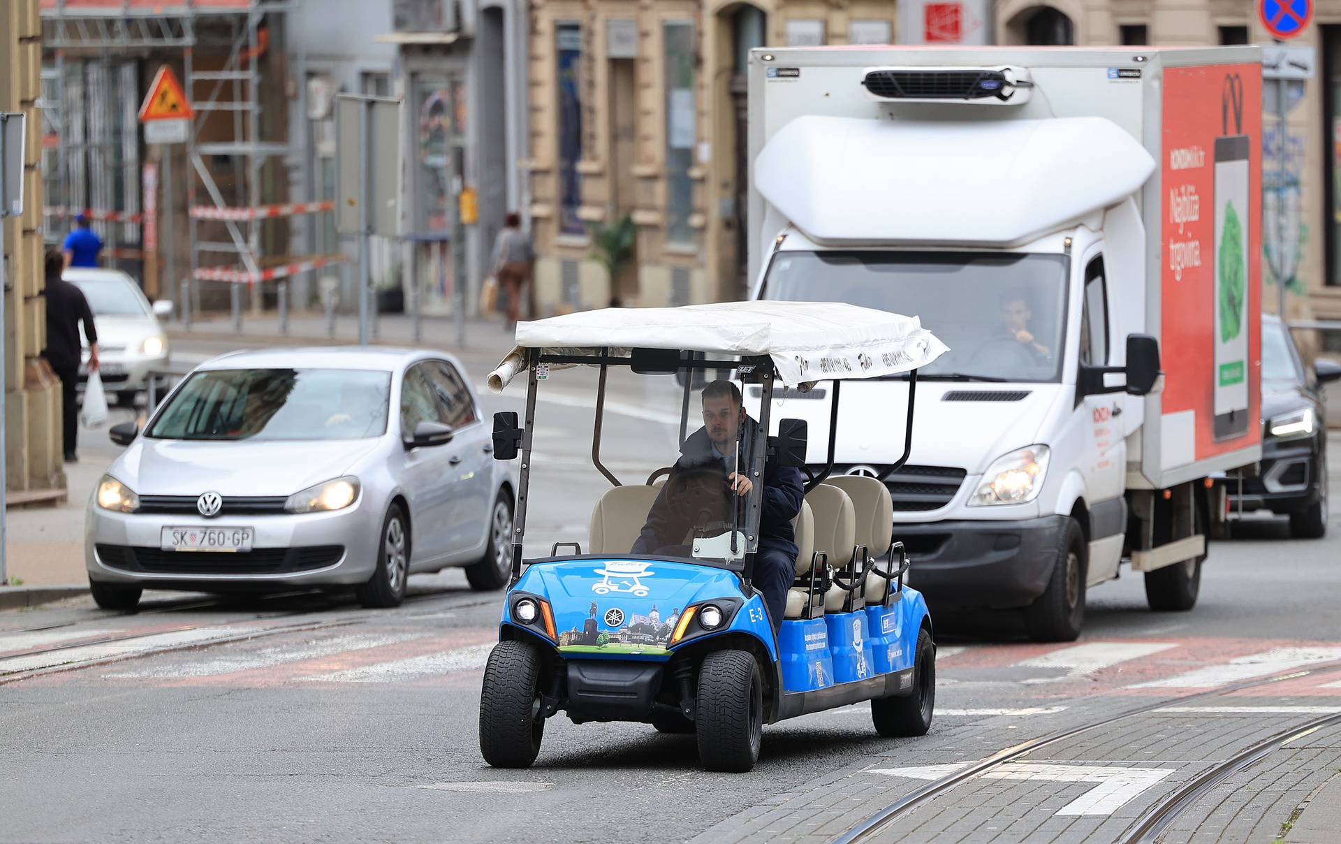 Zagreb: ZET-ovi električni autići vozit će starije građane u sklopu novog projekta Fulir