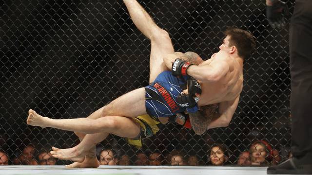 MMA: UFC 271-Hernandez vs Moicano