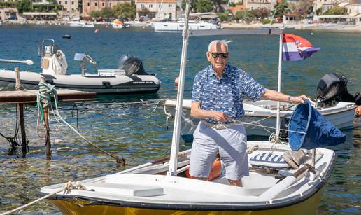 Gospar Božo: 'Imam 100 godina i idem u ribolov baš svaki dan'