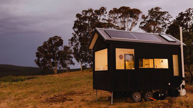 Solarni setovi za svaku lokaciju: Off-grid rješenja za vikendice, kuće i mobilne kućice