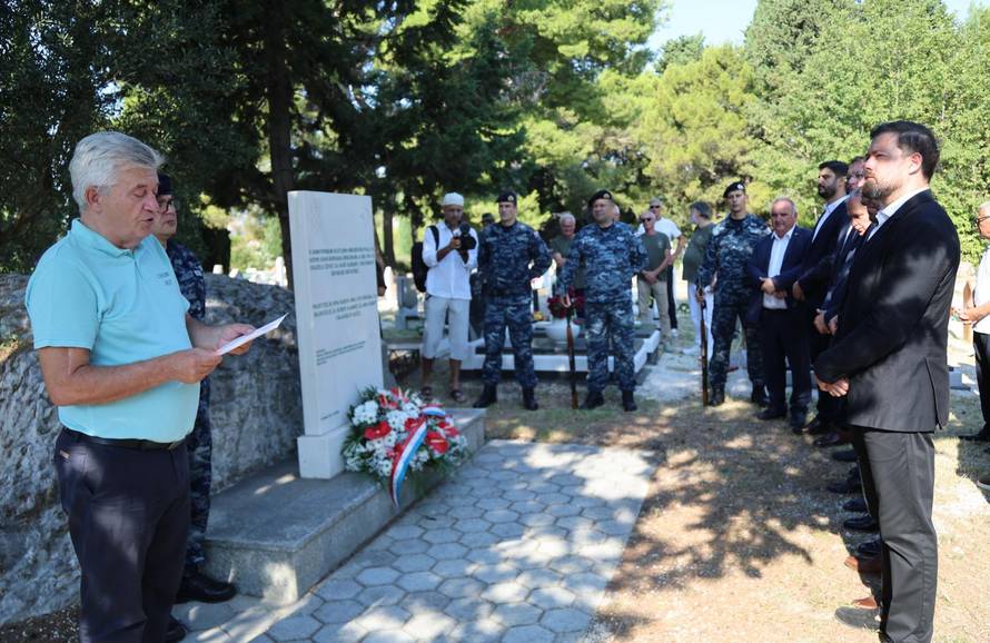 Split: Položeni vijenci povodom Dana pobjede i domovinske zahvalnosti, Dana hrvatskih branitelja i 31. obljetnice VRO Oluja