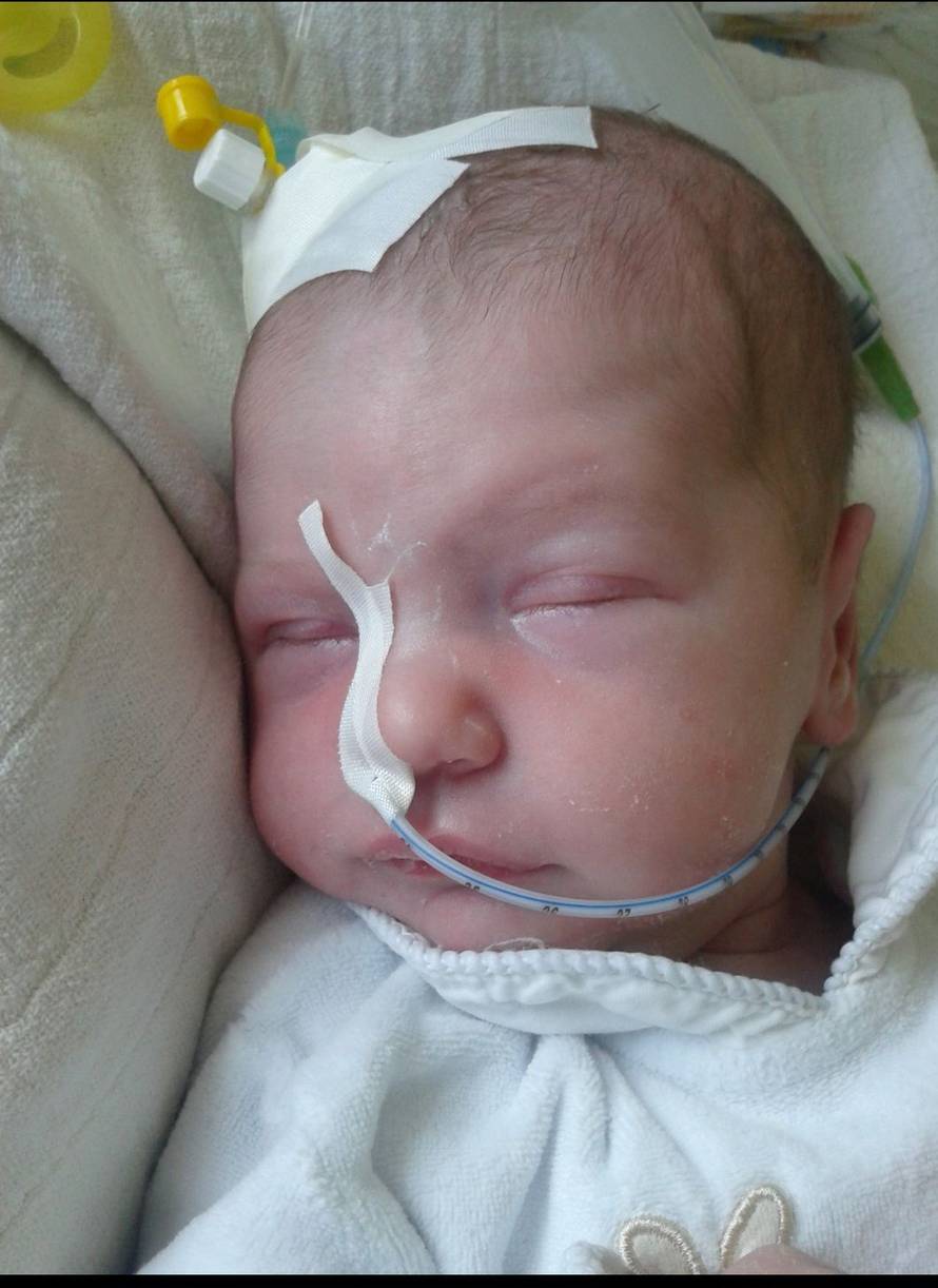 Reanimirali su je 20 minuta na porodu i dali tri posto šanse za život: 'Mia slavi 9. rođendan!'