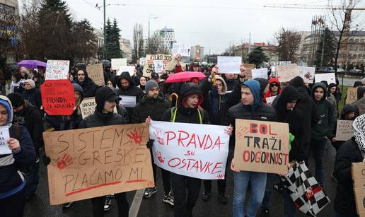 VIDEO Veliki prosvjedi zbog tragedije u Sarajevu: 'Ne ubija tramvaj,ve&cacute; nemar...'