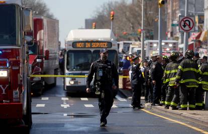 U SAD-u policija i dalje traga za napadačem iz metroa: 'Jamesa ćemo privesti pravdi'