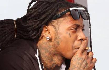 Opet završio u bolnici: Reper Lil Wayne opet pao u nesvijest