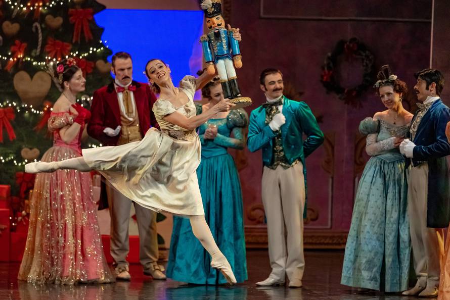 U osječkom HNK odigran je balet Orašar