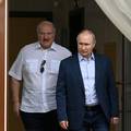 Lukašenku u Bjelorusiju stižu nuklearno oružje i paravojska