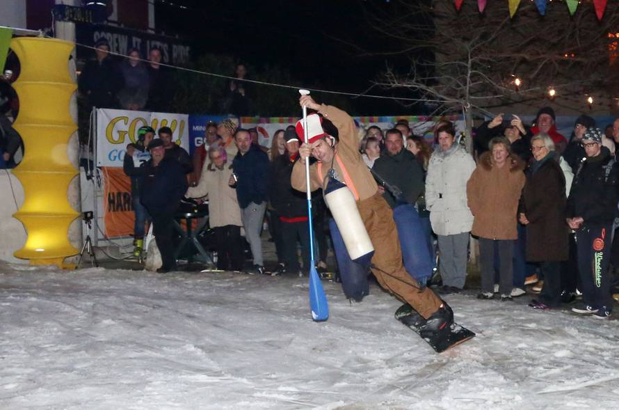 Skijaški spektakl uz more: Iška kraljica privukla je stotine ljudi
