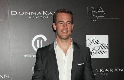 Aukcija Jamesa Van Der Beeka: Slavni Dawson prodaje stvari sa seta da si plati liječenje od raka