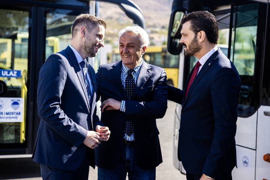 Mostar: Grad Osijek donirao autobuse Mostar Busu