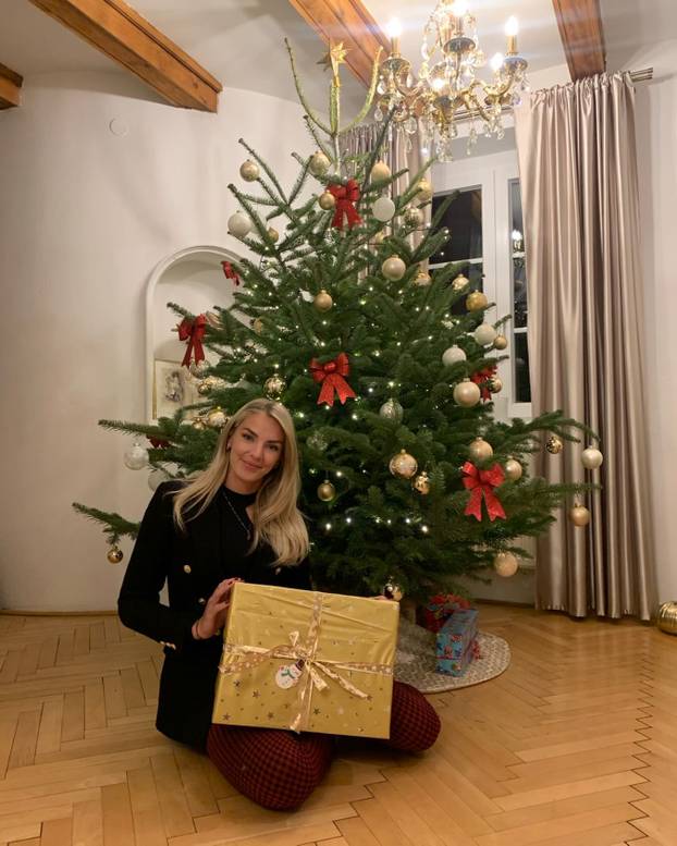 FOTO Austrijanci su Hrvaticu prozvali atletskom princezom. Sad je rekla sudbonosno 'da'