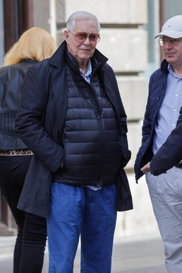 Zagreb: Josip Radeljak prošetao gradom