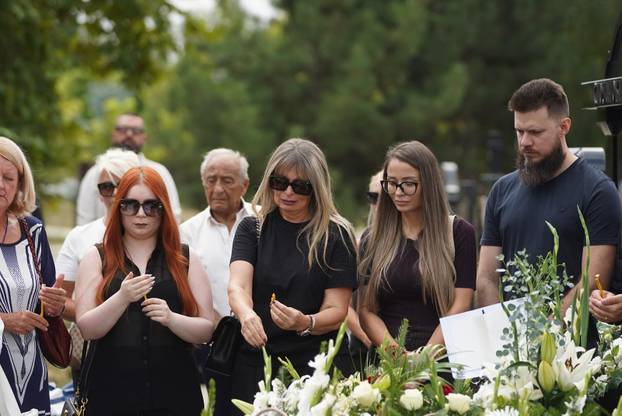 Beograd: Prošlo je 6 mjesci od smrti Aleksandra Saše Popovića
