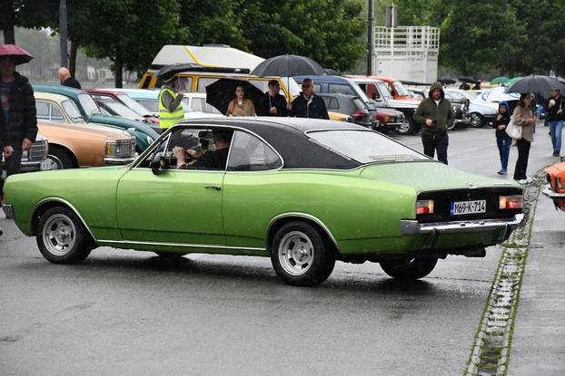 Međunarodni oldtimer susret u Slavonskom Brodu