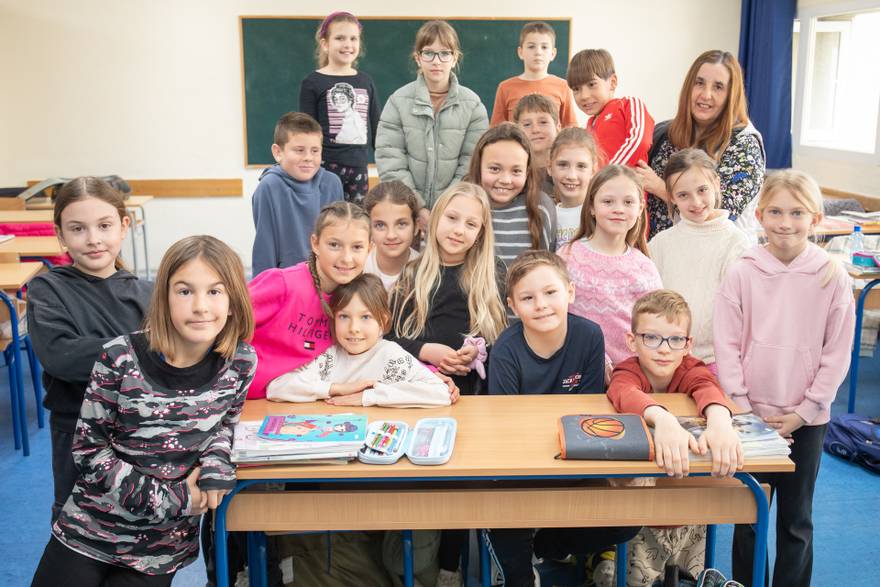 Bili smo u školi i u ku&cacute;i malenog Marina Vrgo&ccaron;a: Pjesmu 'Ribari' posvetio sam svom djedu Mi&cacute;i...