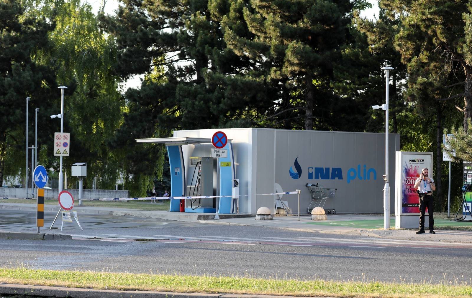 Obustavljen promet Zagrebačkom avenijom zbog problema prilikom istakanja plina