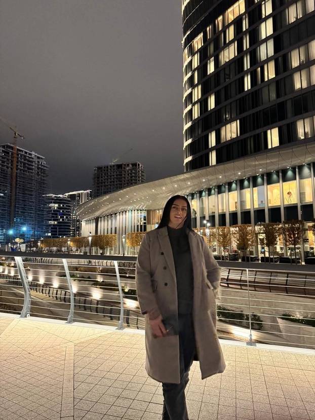 Zbog duge kose i noktiju Goran je bio na meti osuda, a sad stiže u 'Večeru za 5': Živite svoj život!