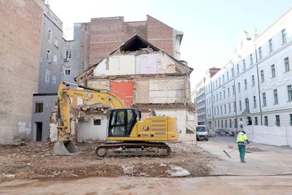 Srušena je zgrada na uglu Đorđićeve i Petrinjske koja je bila simbol zagrebačkog potresa