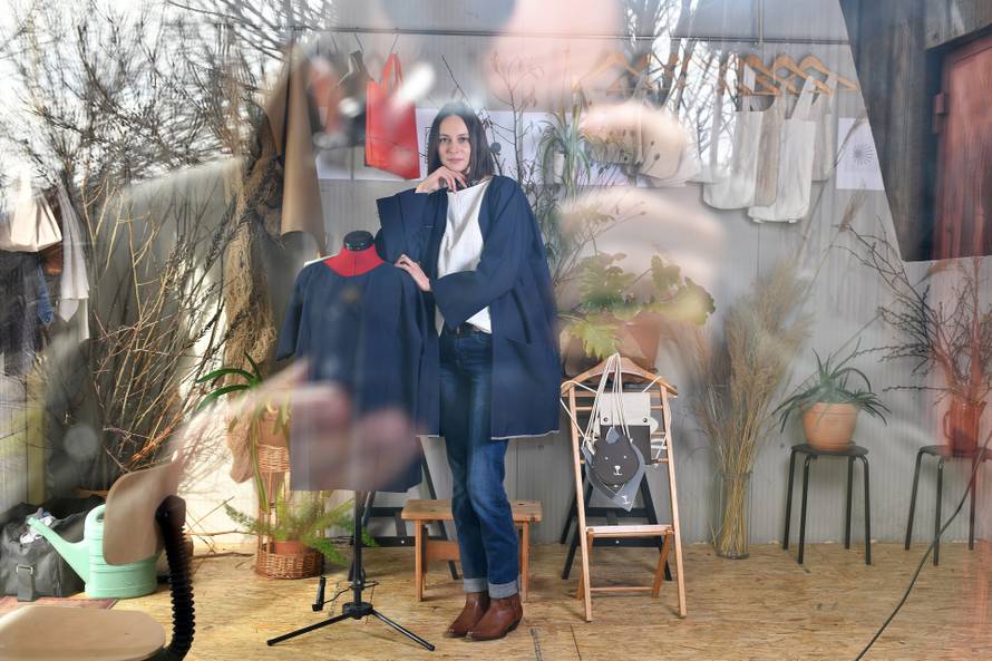 Ivana šiva samo s prirodnim materijalima: Radim haljinice od koprive, torbe od ananasa...