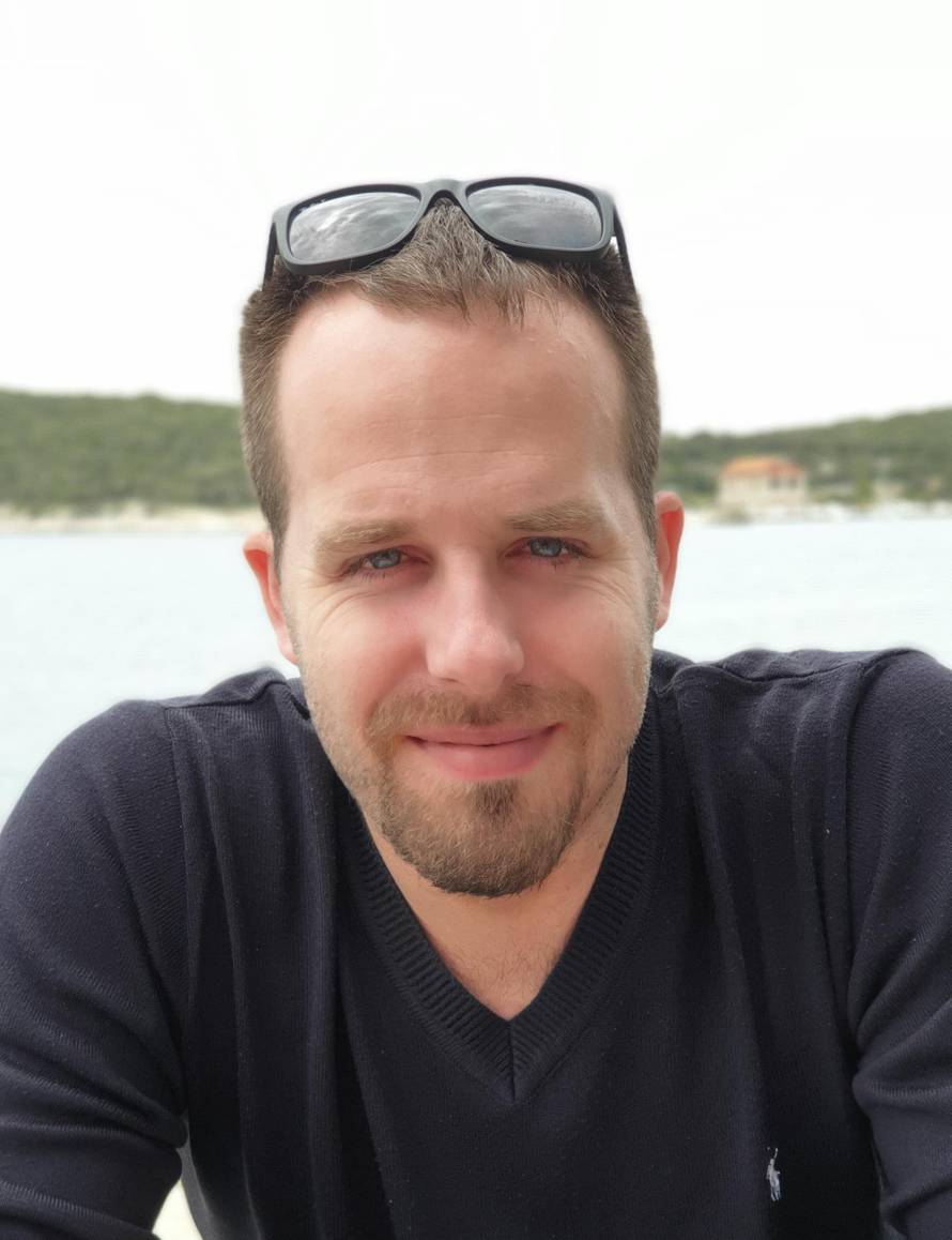 Što će ljudi pričati? Ma puca ti ona stvar što će ljudi pričati!