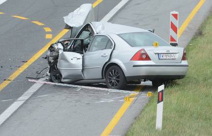 Tragedija kod Kutine: Poginuo Slovenac, ozlijeđeno i 2 djece