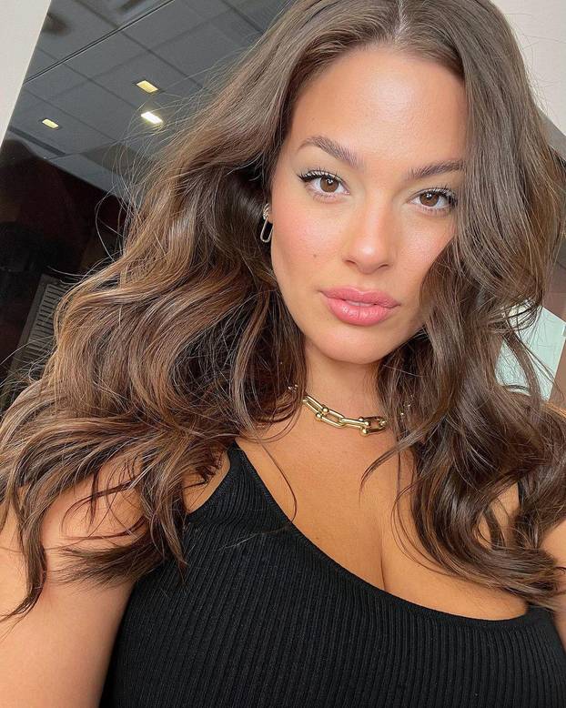 FOTO Zovu je najseksi ženom na svijetu: 'Zvali su me debelom i vrijeđali, pogledajte me sada!'