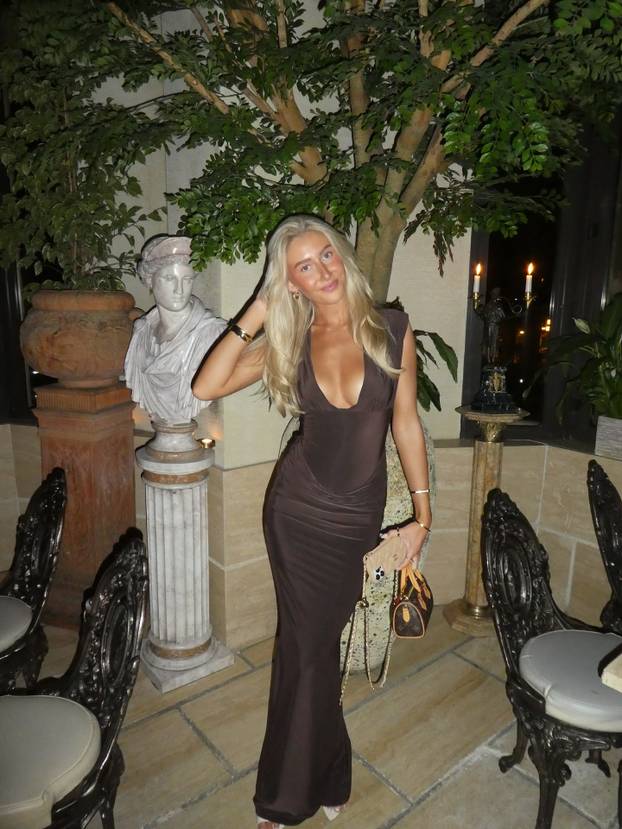 FOTO Plavuša je nova 'šefica' na Rujevici! Zavela je heroja Rijeke