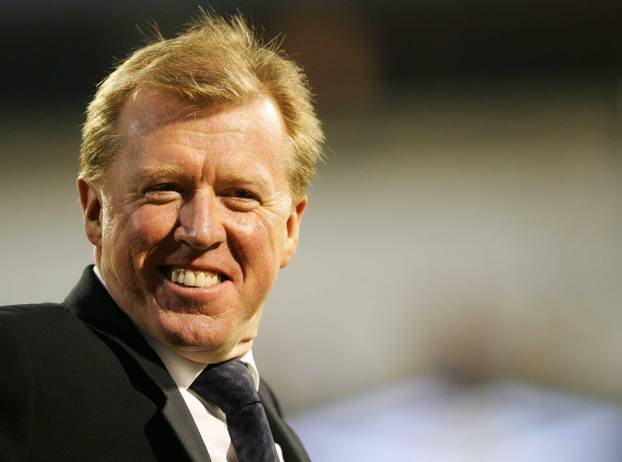 ARHIVA - 2006. Zagreb: Vatreni i "maksimirska krtica" srušili su Englesku 