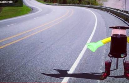 Robot Hitch autostopom proputovao cijelu Kanadu