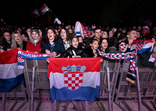 Navijači u Zadru očekuju povratak brončanih Vatrenih