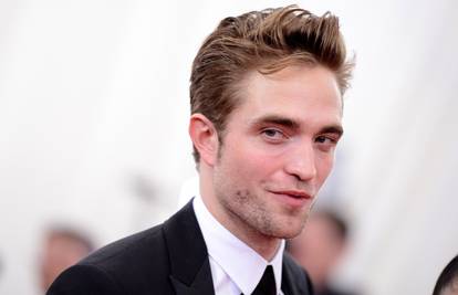 Robert Pattinson: Bezumno mrzim filmove 'Sumrak sage'