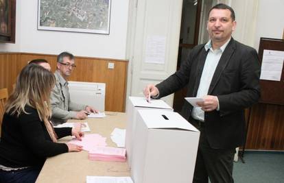 Željko Lacković potukao SDP i HDZ na izborima u Đurđevcu