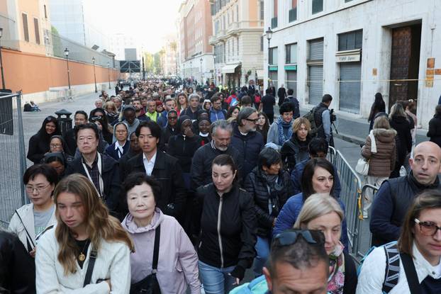 Pope Francis lies in state in St. Peter's Basilica at the Vatican