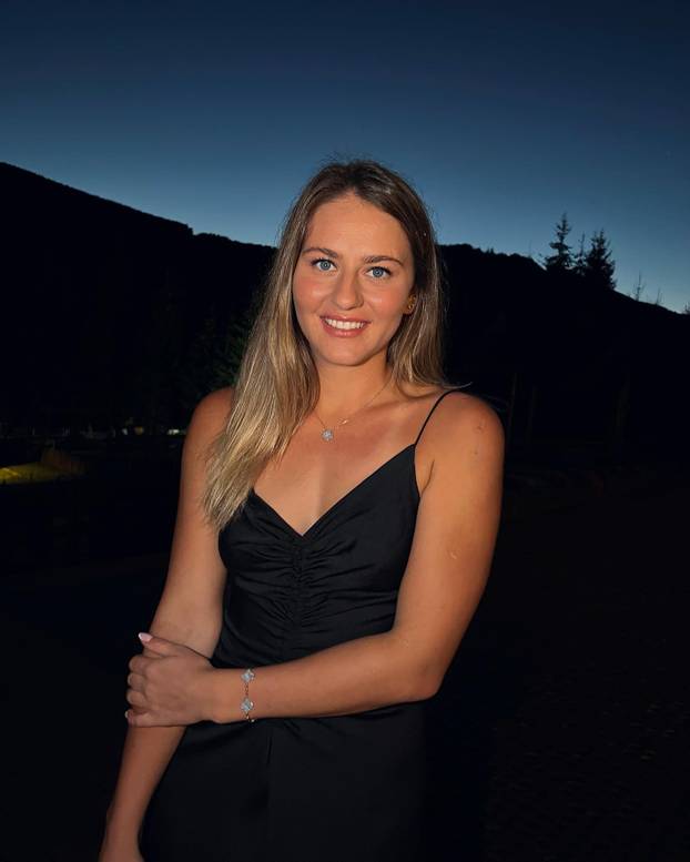 FOTO Udružila se sa Srpkinjom za najljepši teniski par. Fanove često časti golišavim fotkama