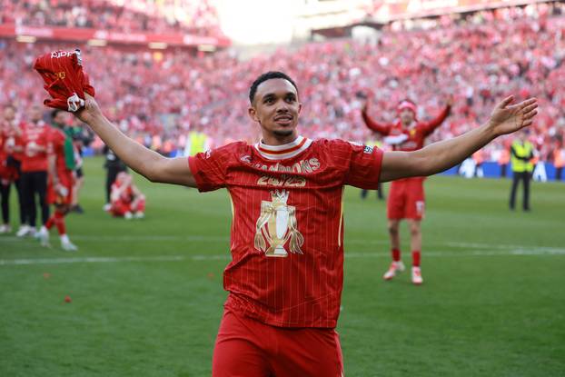 Premier League - Liverpool v Tottenham Hotspur