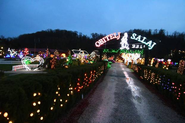 Grabovica: Uskrsna čarolija svjetla by Salaj donosi magičan ugođaj sa preko 60.000 pisanica