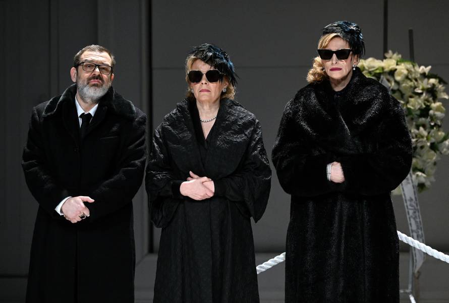 Zagreb: Premijera predstave "Ožalošćena porodica" u kazalištu Kerempuh