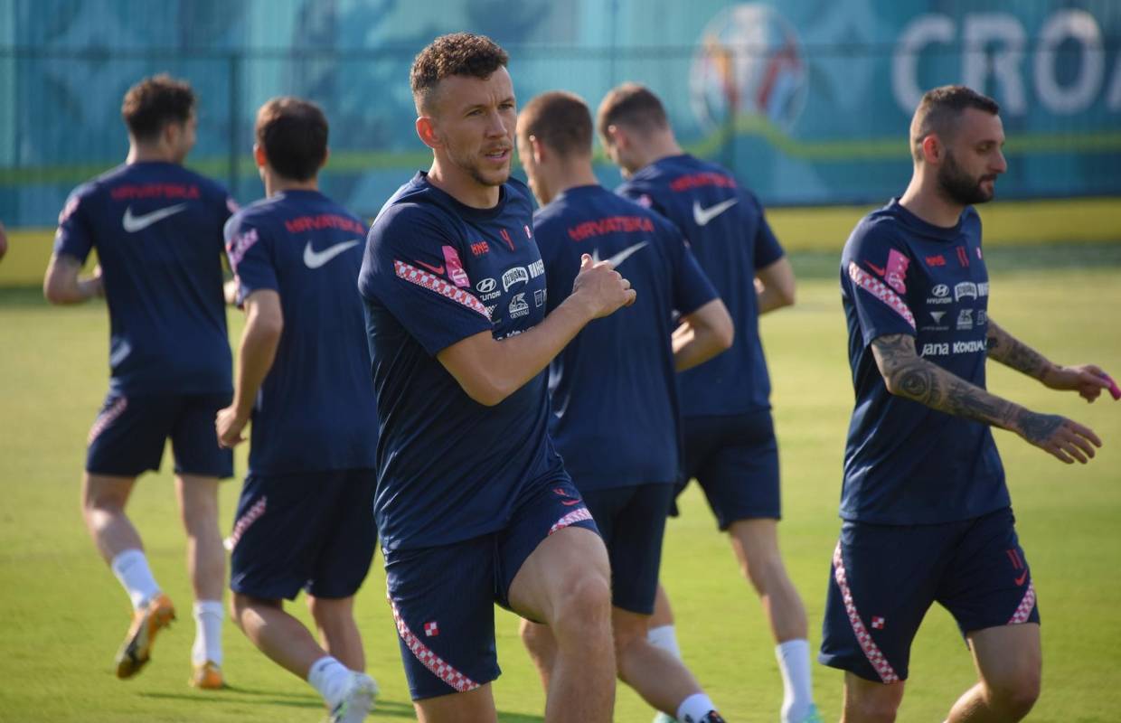 'Perišić ima blage simptome, bol u leđima... Nemoguće je znati gdje je pokupio virus'
