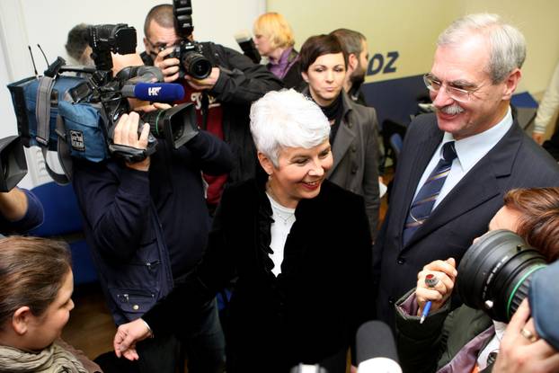 Zagreb: Premijerka Kosor i Andrija Hebrang održali presicu u HDZ-u