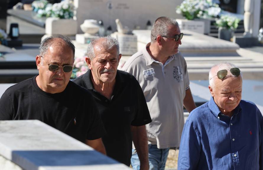Zmijavci: Posljednji ispraćaj Ivana Gudelja