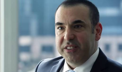 Louis iz serije 'Suits' gotovo neprepoznatljiv: Rick Hoffman drasti&ccaron;no promijenio izgled