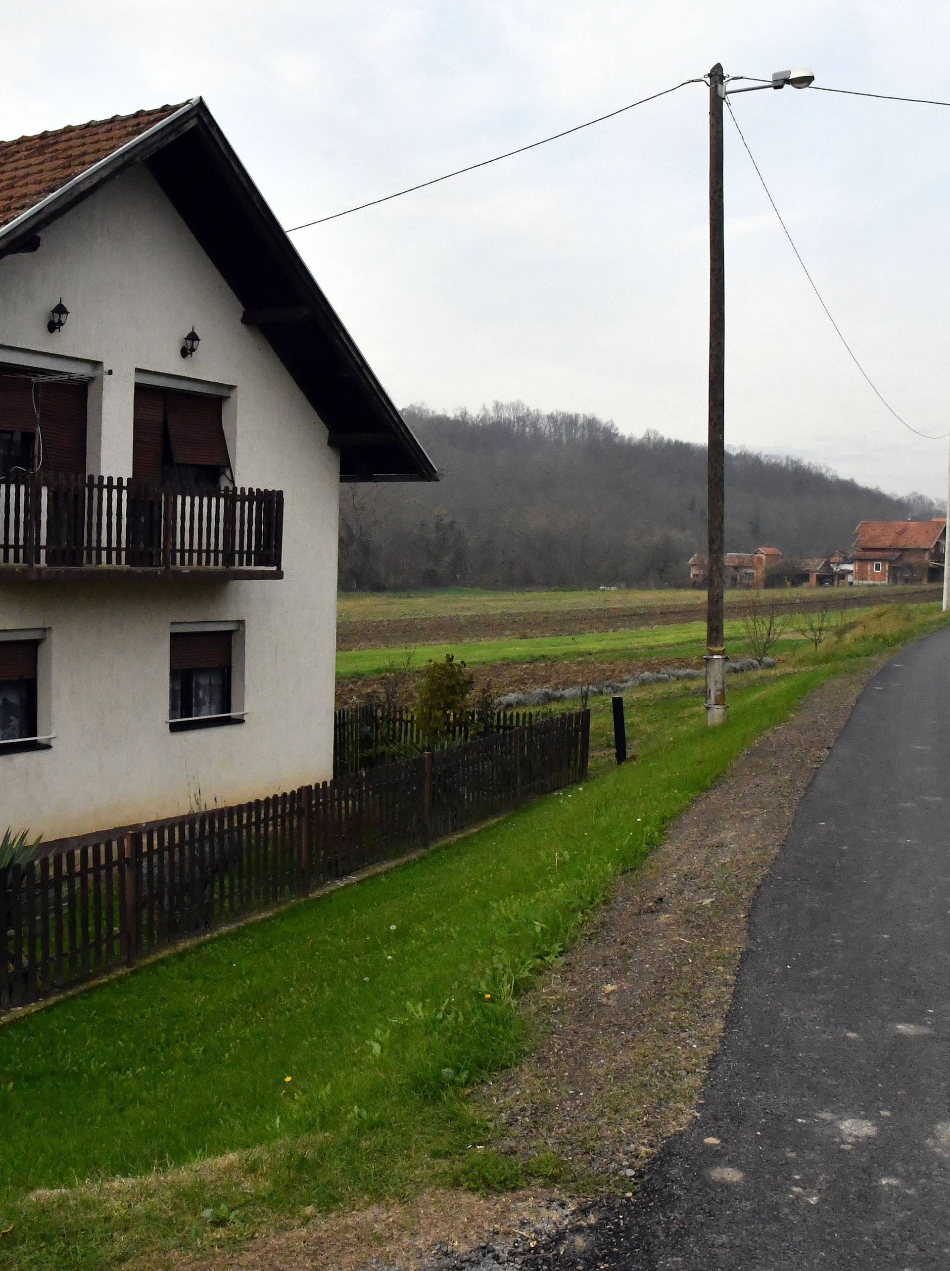 Policija u kući osumnjičenog para: Uzeli nož na vještačenje